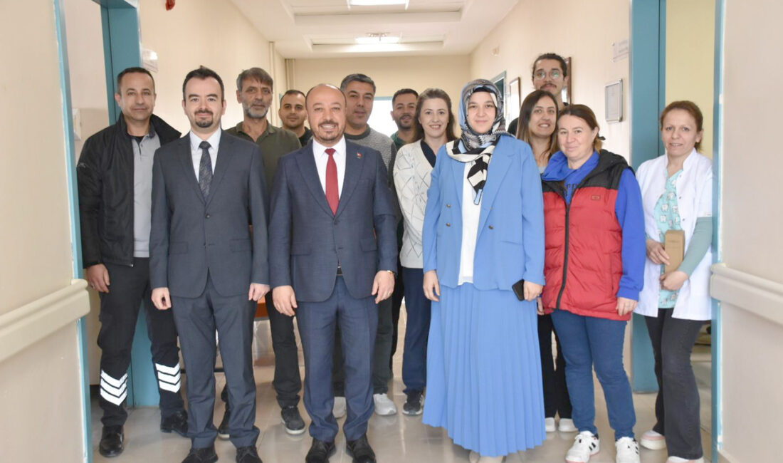 14 Mart Tıp Bayramı dolayısıyla sağlık kuruluşlarını ziyaret eden Dazkırı