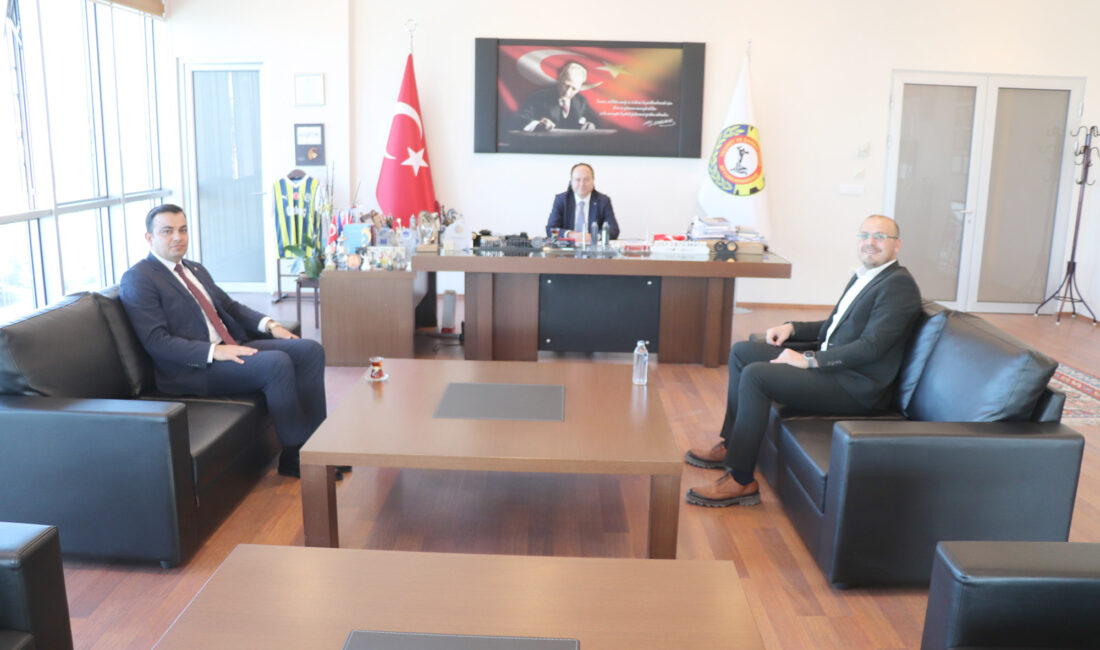 Kaymakam Halis’ten Serteser’e ziyaret Evciler Kaymakamı Enes Halis ile Evciler İlçe Milli Eğitim Müdürü