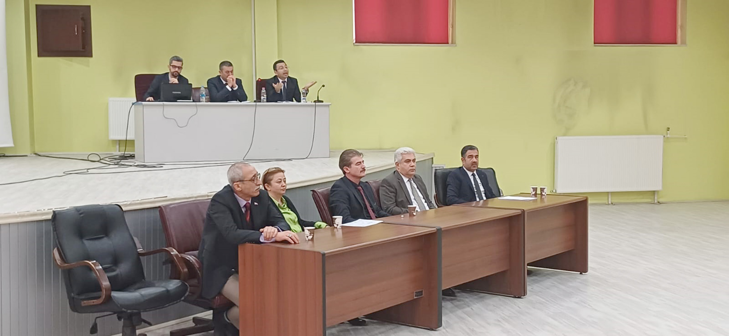 13 Şubat 2024 tarihli Gazete 3 sayfalarında yer alan Emlakçılar