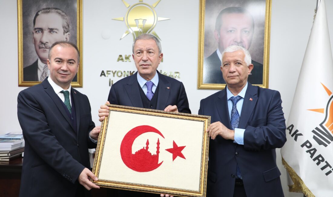 Türkiye Büyük Millet Meclisi Milli Savunma Komisyonu Başkanı Hulusi Akar