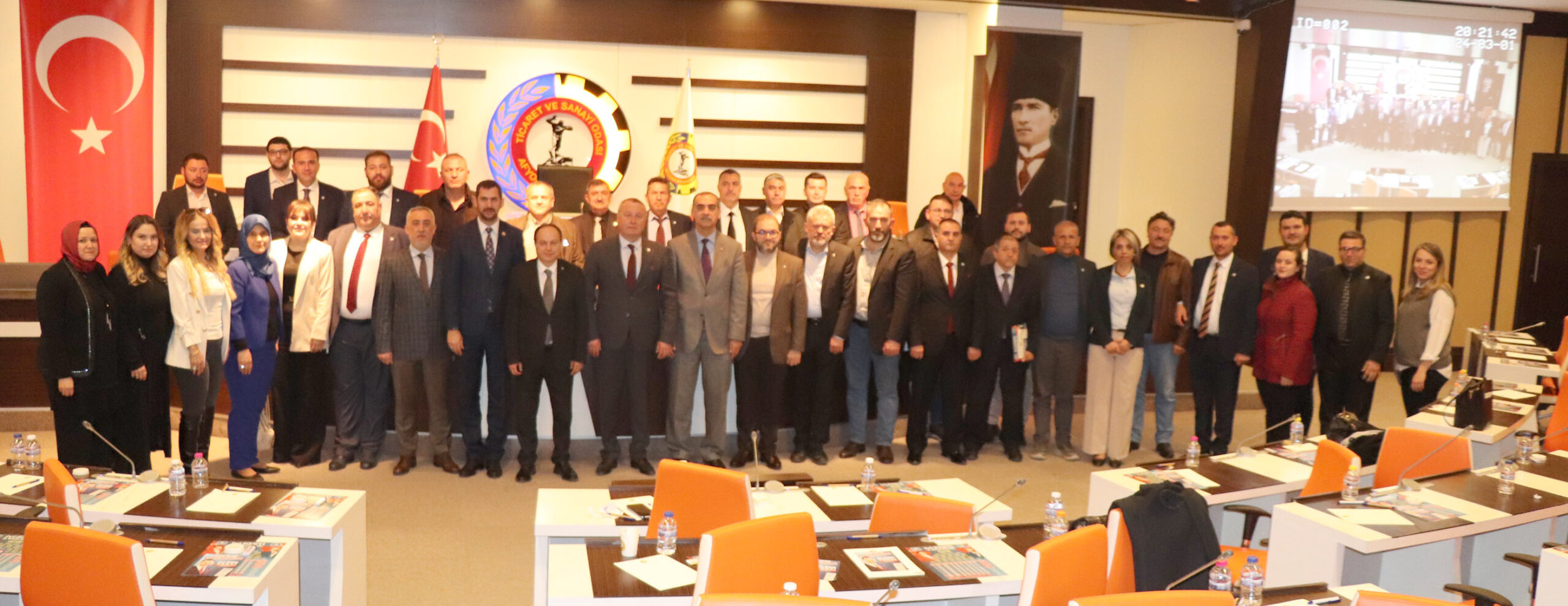 İYİ Afyonkarahisar Belediye Başkan Adayı Alper Yağcı, Afyonkarahisar Ticaret ve