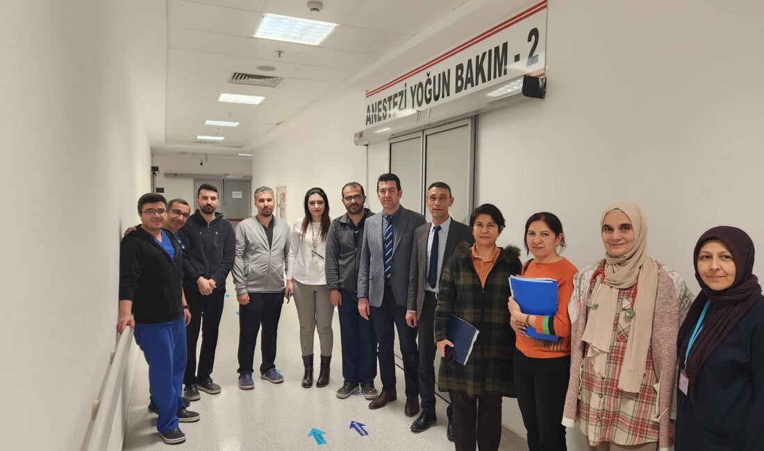 İl Sağlık Müdürlüğü yetkilileri tarafından yapılan ziyaretlerde yoğun bakım ünitelerinin