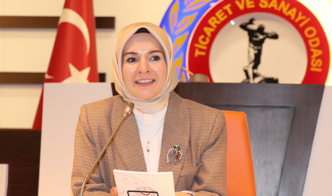 ATSO’da kadın girişimcilerle bir araya gelen Aile ve Sosyal Hizmetler