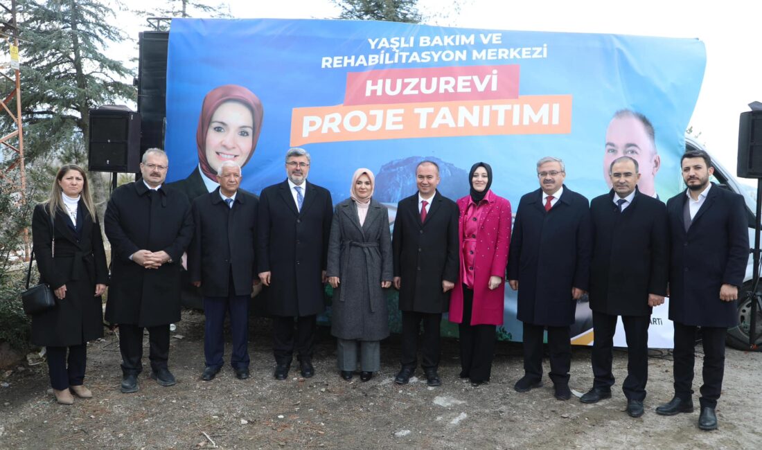 Aile ve Sosyal Hizmetler Bakanı Mahinur Özdemir Göktaş, Afyonkarahisar’da ziyaret