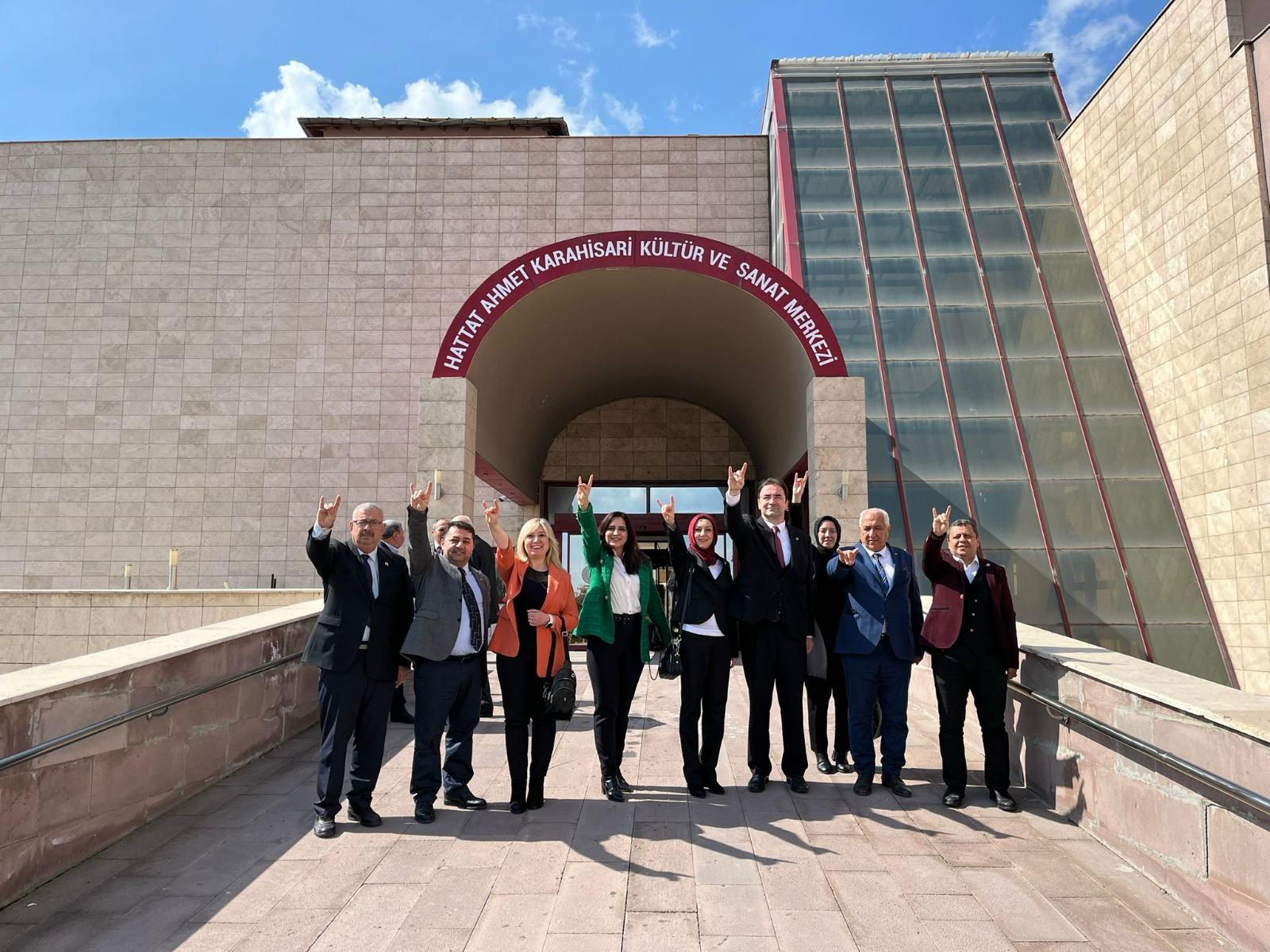 Milliyetçi Hareket Partisi (MHP) Afyonkarahisar Belediye Başkan Adayı Sezer Küçükkurt,