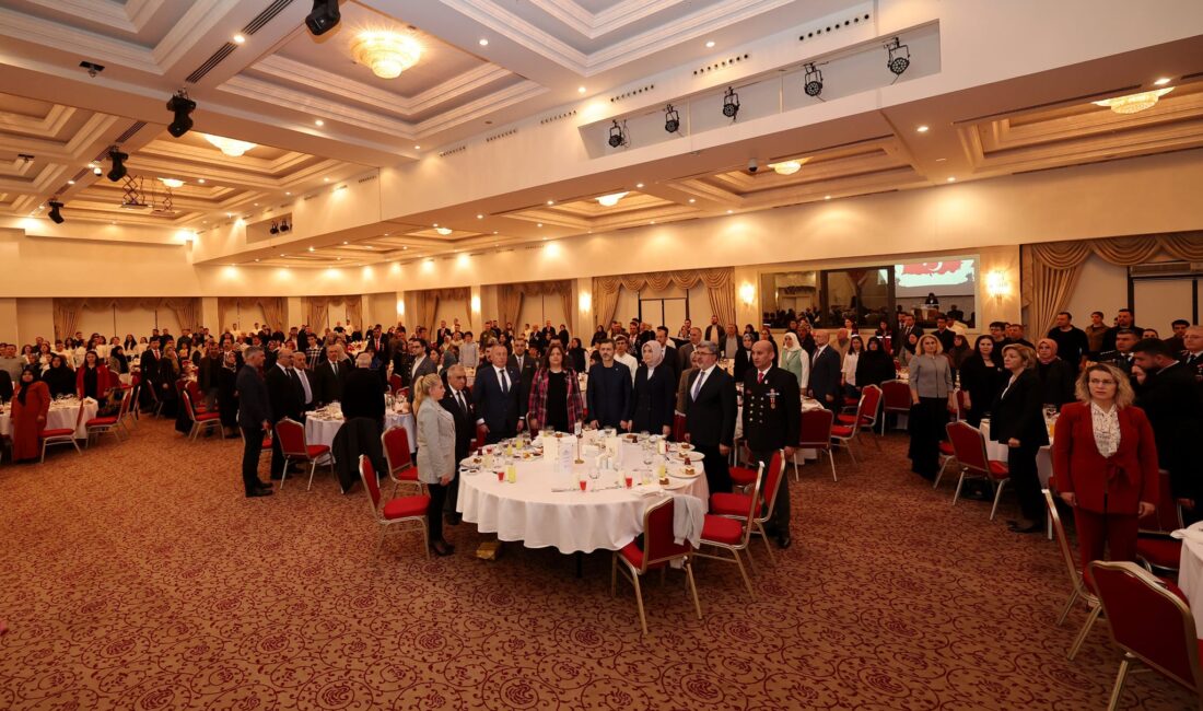 Vali Doç. Dr. Kübra Güran Yiğitbaşı 18 Mart Çanakkale Zaferi