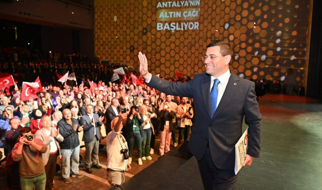 Cumhur İttifakı Antalya Büyükşehir Belediye Başkan adayı Hakan Tütüncü, Antalya’nın