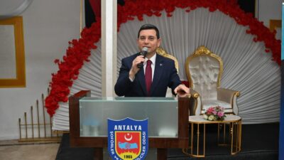 Şoför esnafına trafik ve toplu ulaşım projelerinin detaylarını anlatan Cumhur