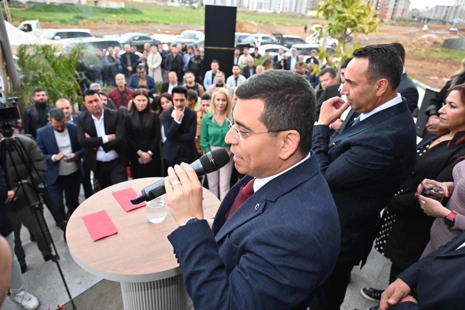 Cumhur İttifakı’nın Antalya Büyükşehir Belediye Başkan adayı Hakan Tütüncü, Aksu