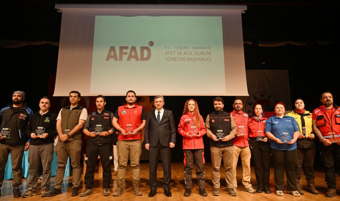 Antalya’da meydana gelen sel felaketinde görev alan AFAD gönüllüleri için