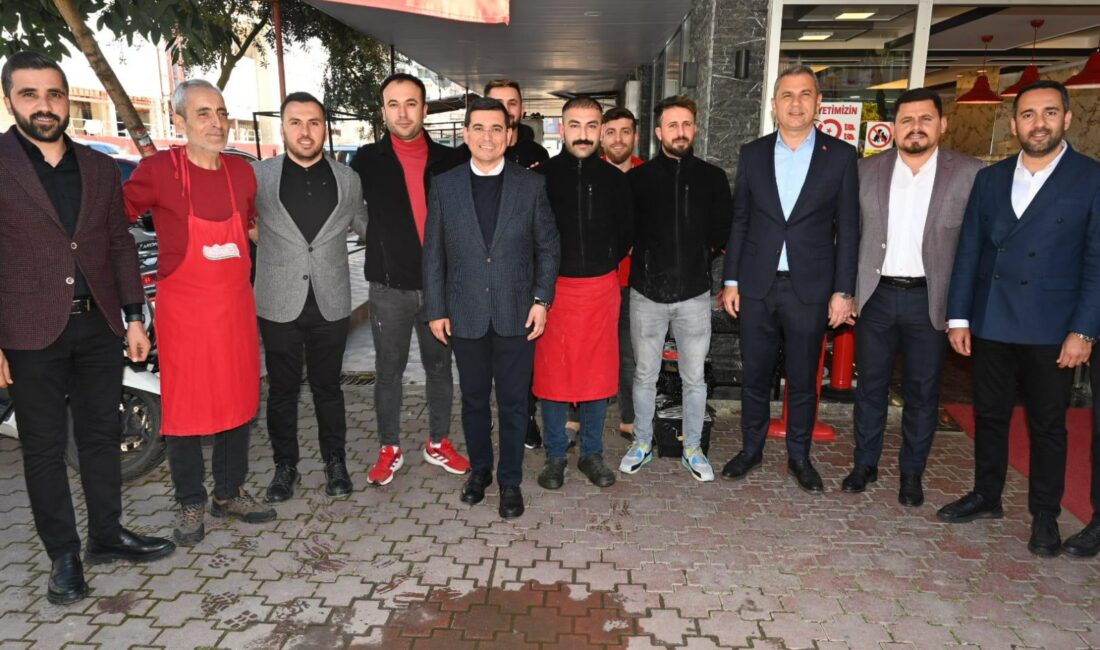Cumhur İttifakı’nın Antalya Büyükşehir Belediye Başkan adayı Hakan Tütüncü, Alanya’yı