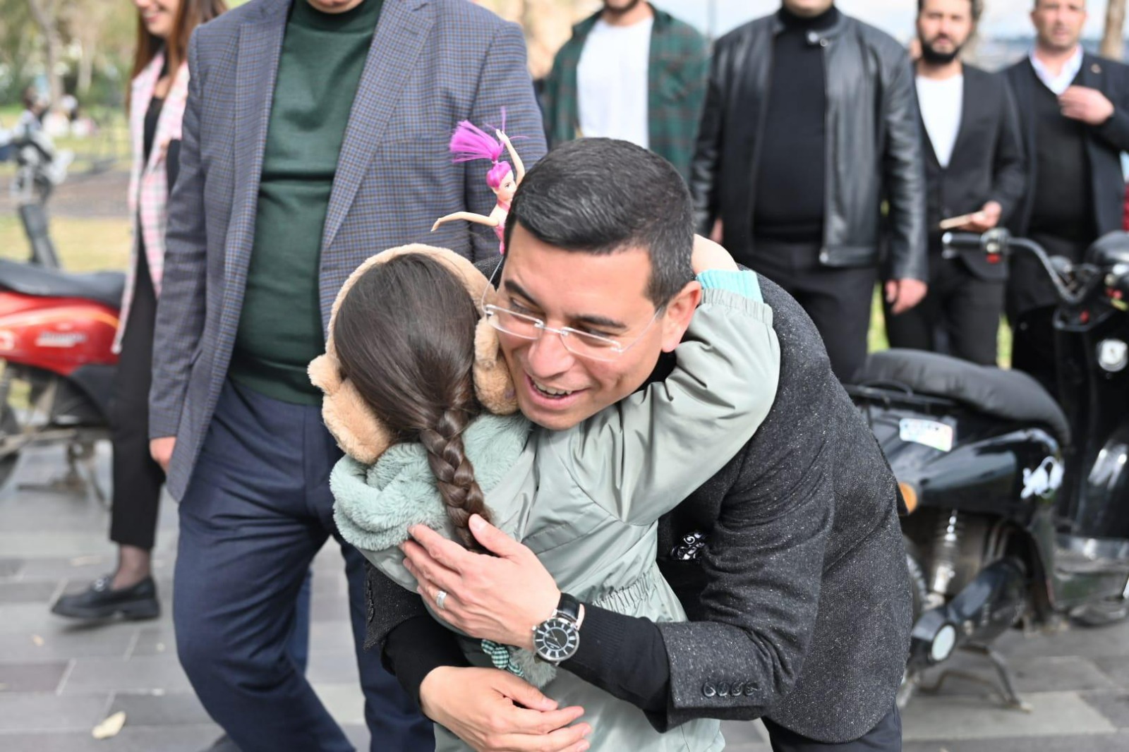 Cumhur İttifakı’nın Antalya Büyükşehir Belediye Başkan adayı Hakan Tütüncü, Konyaaltı