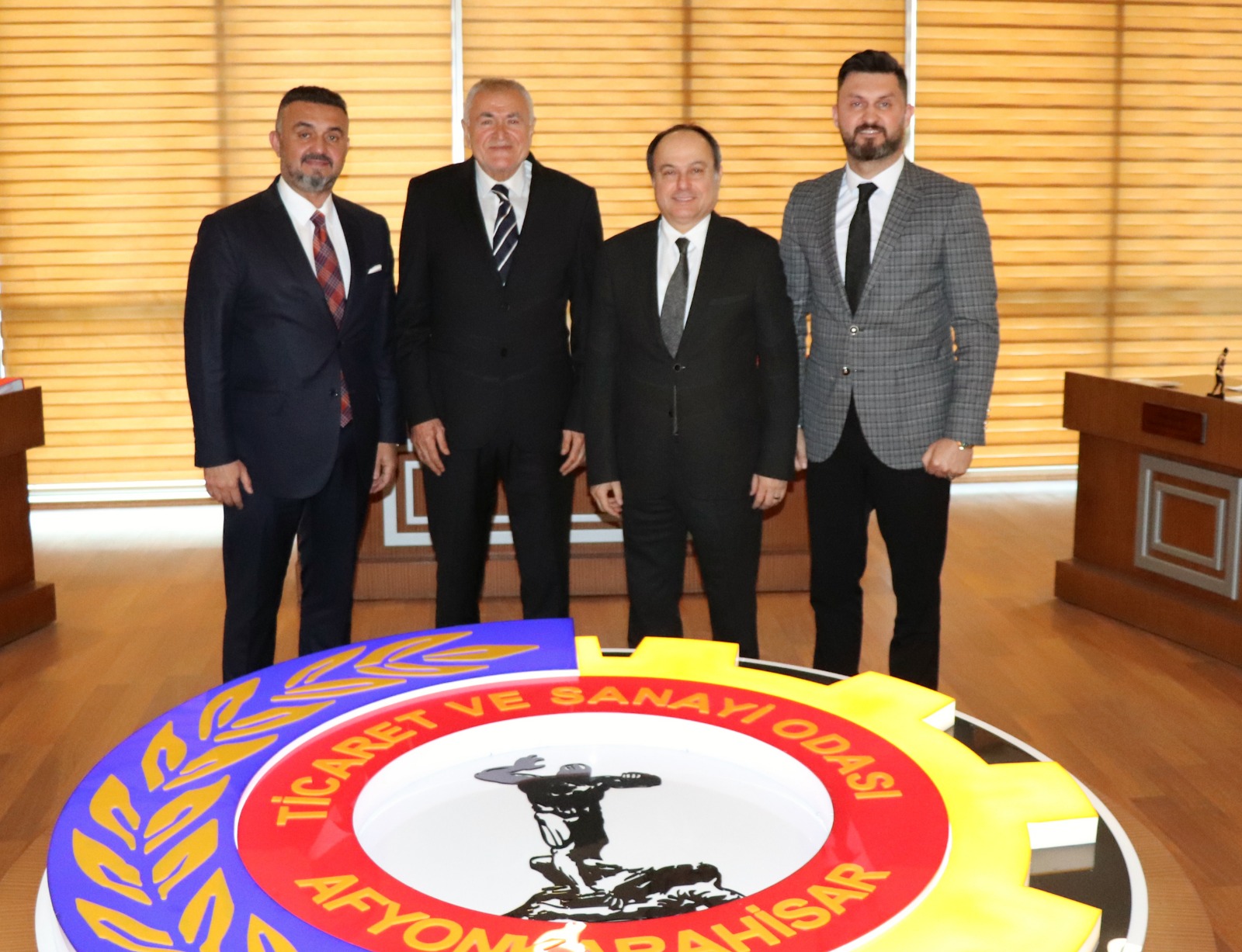 Türk Sanayici ve İş Adamları Vakfı (TÜSİAV) Yönetim Kurulu Başkanı