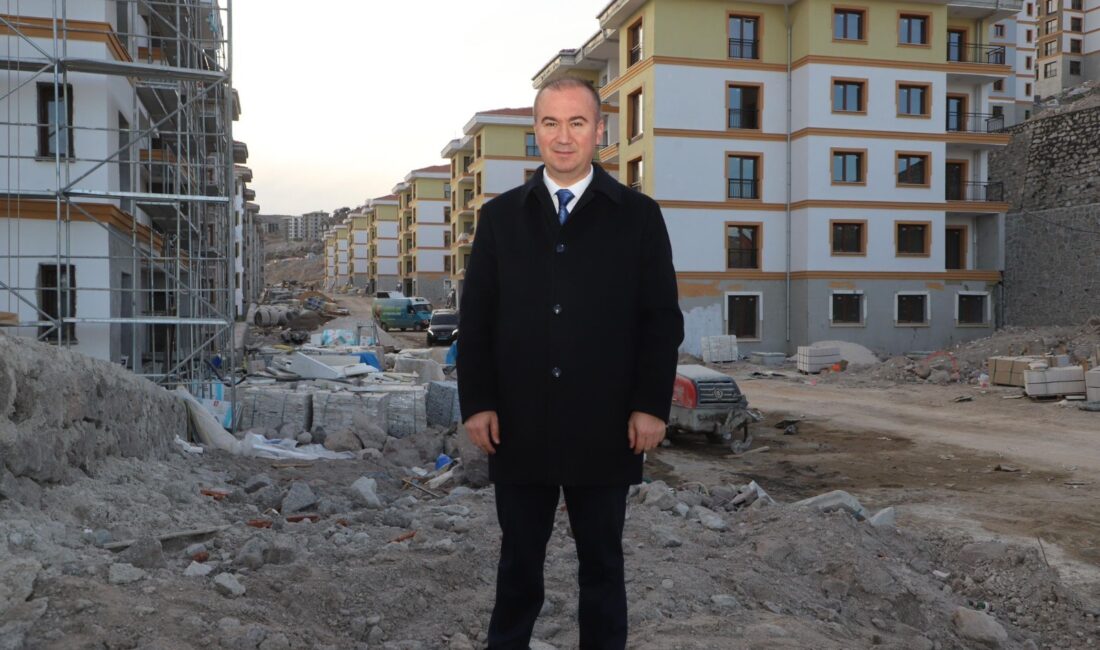Çevre Şehircilik ve İklim Değişikliği Bakanı Mehmet Özhaseki ile görüşen