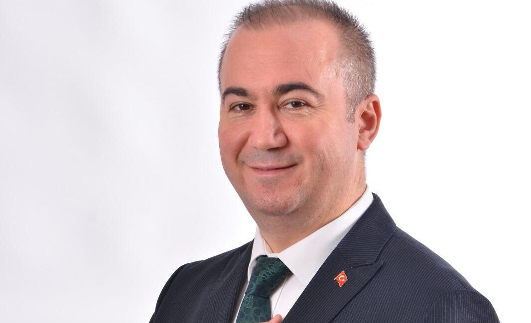 AK Parti Afyonkarahisar Belediye Başkan Adayı Hüseyin Ceylan Uluçay şoför