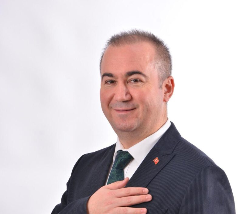AK Parti Afyonkarahisar Belediye Başkan Adayı Hüseyin Ceylan Uluçay şoför