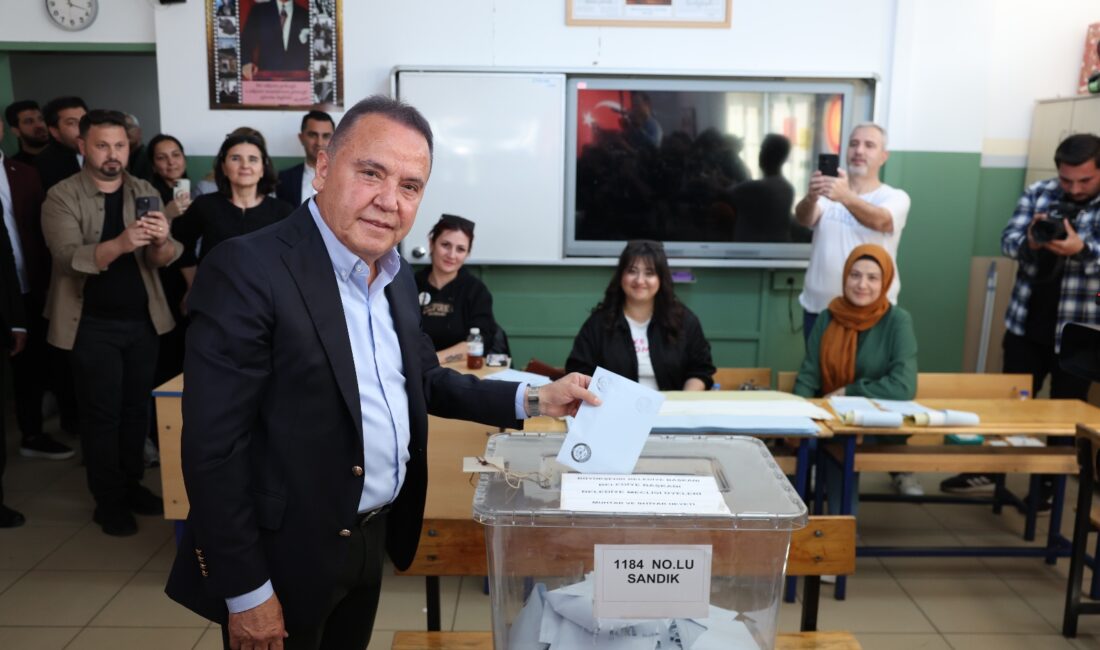 Antalya Büyükşehir Belediye Başkanı Muhittin Böcek, Mahalli İdareler Genel Seçimi