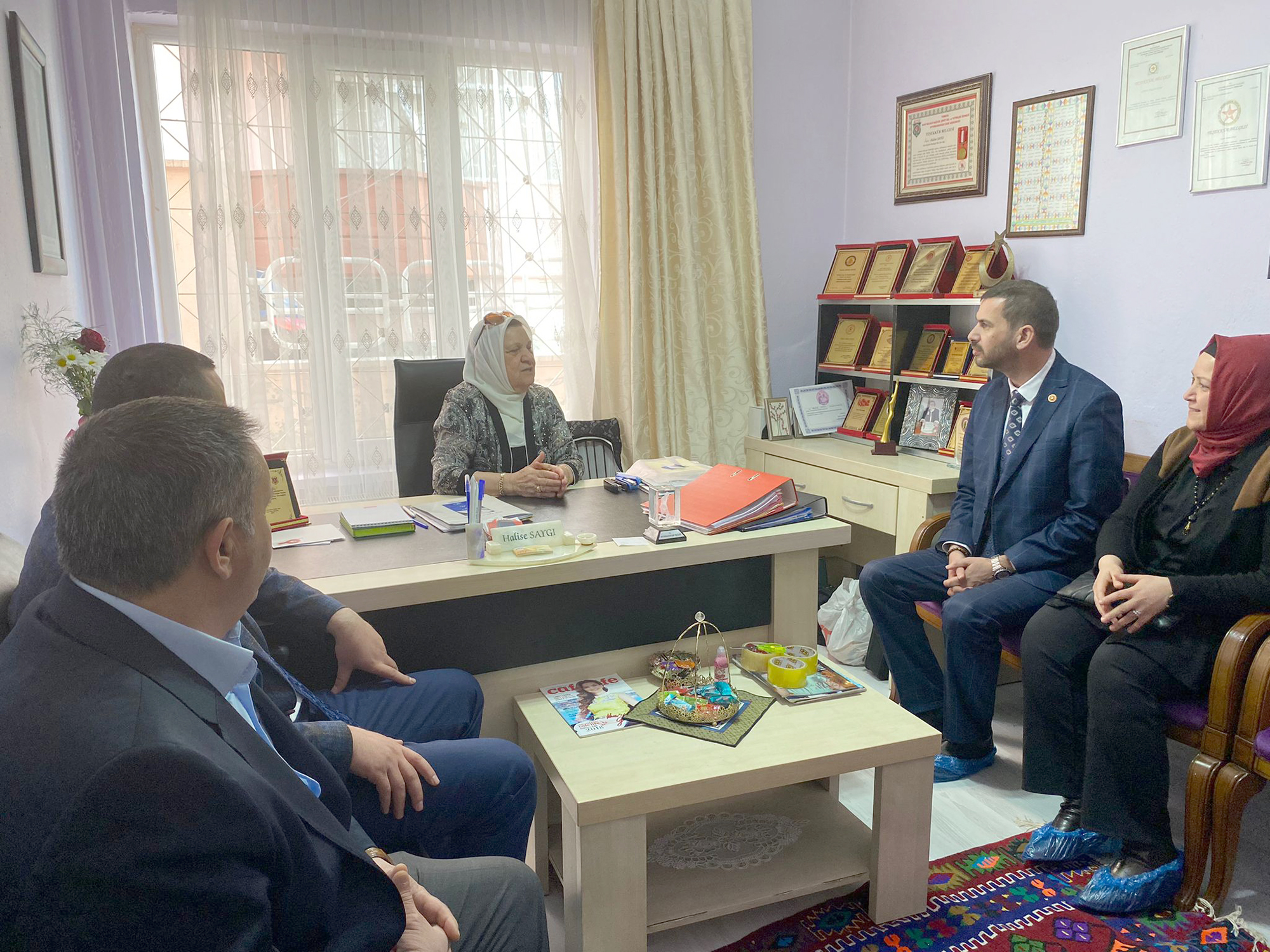 İYİ Parti Afyonkarahisar Belediye Başkan Adayı Alper Yağcı ve parti