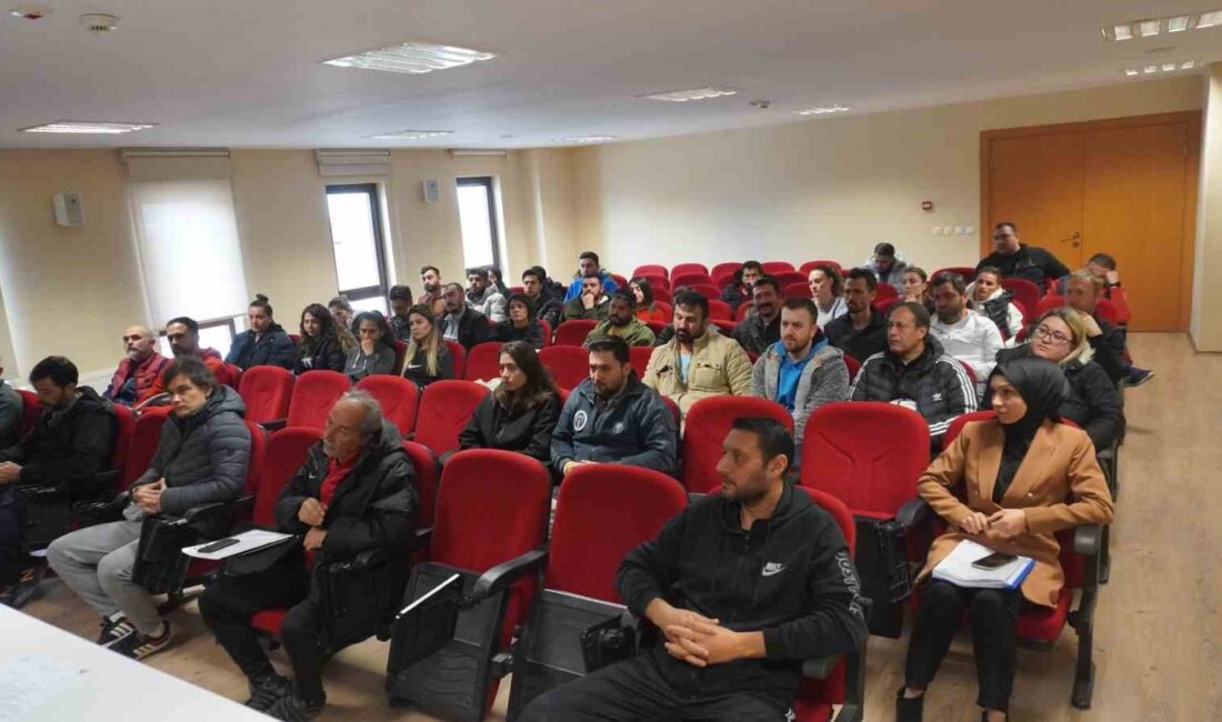 Afyonkarahisar Gençlik ve Spor İl Müdürü İsmail Hakkı Kasapoğlu’nun başkanlığında,