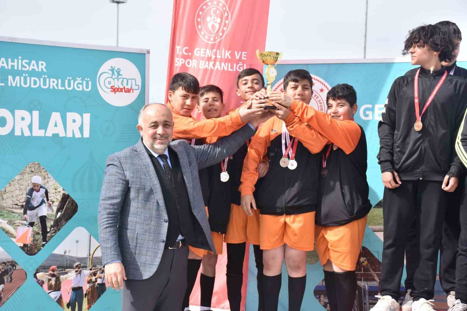 Afyonkarahisar Okul Sporları Genç Erkek A, Genç Erkek B, Yıldız