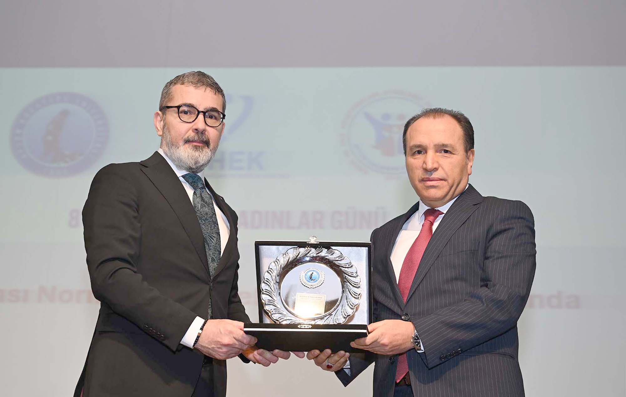 8 Mart Dünya Kadınlar Gününde “Uluslararası Normlar ve Yerel Stratejiler