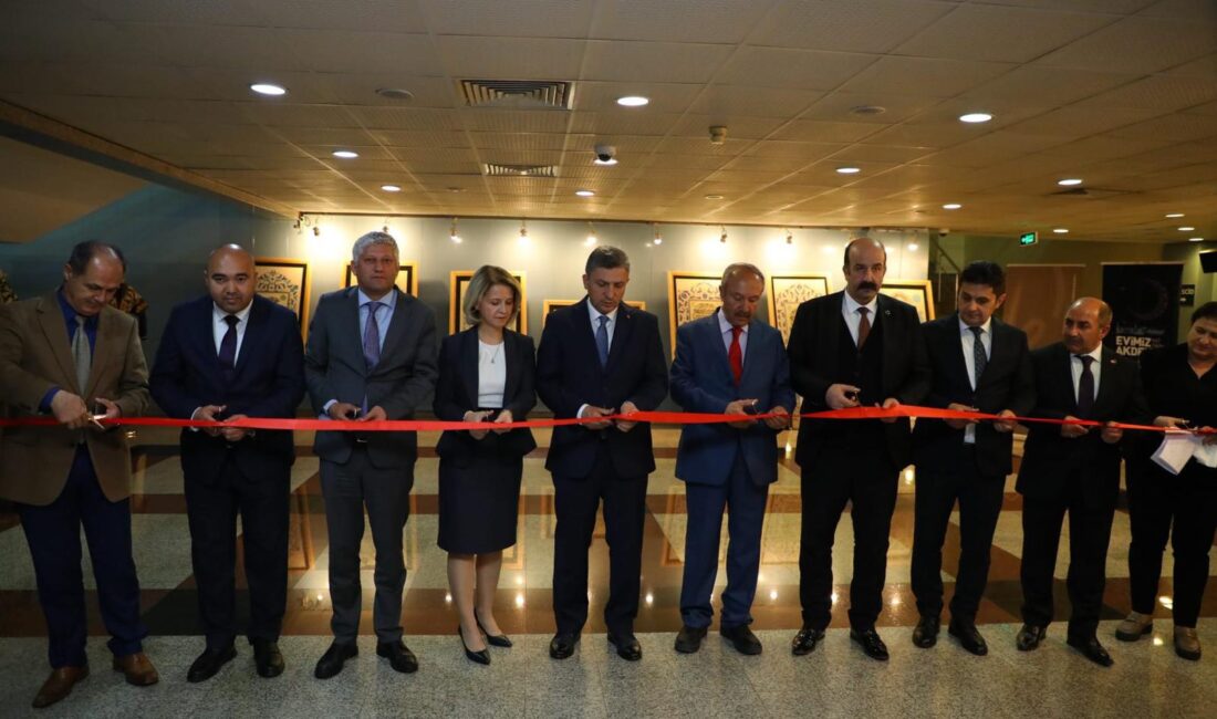 Antalya Valisi Hulusi Şahin, Antalya’nın Fethi’nin 817’nci Yıl Dönümü kutlamaları