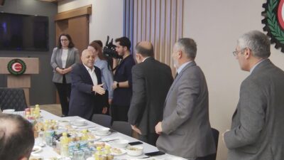 Hak İşçi Sendikaları Konfederasyonu (HAK-İŞ) Genel Başkanı Mahmut Arslan, “Eğer