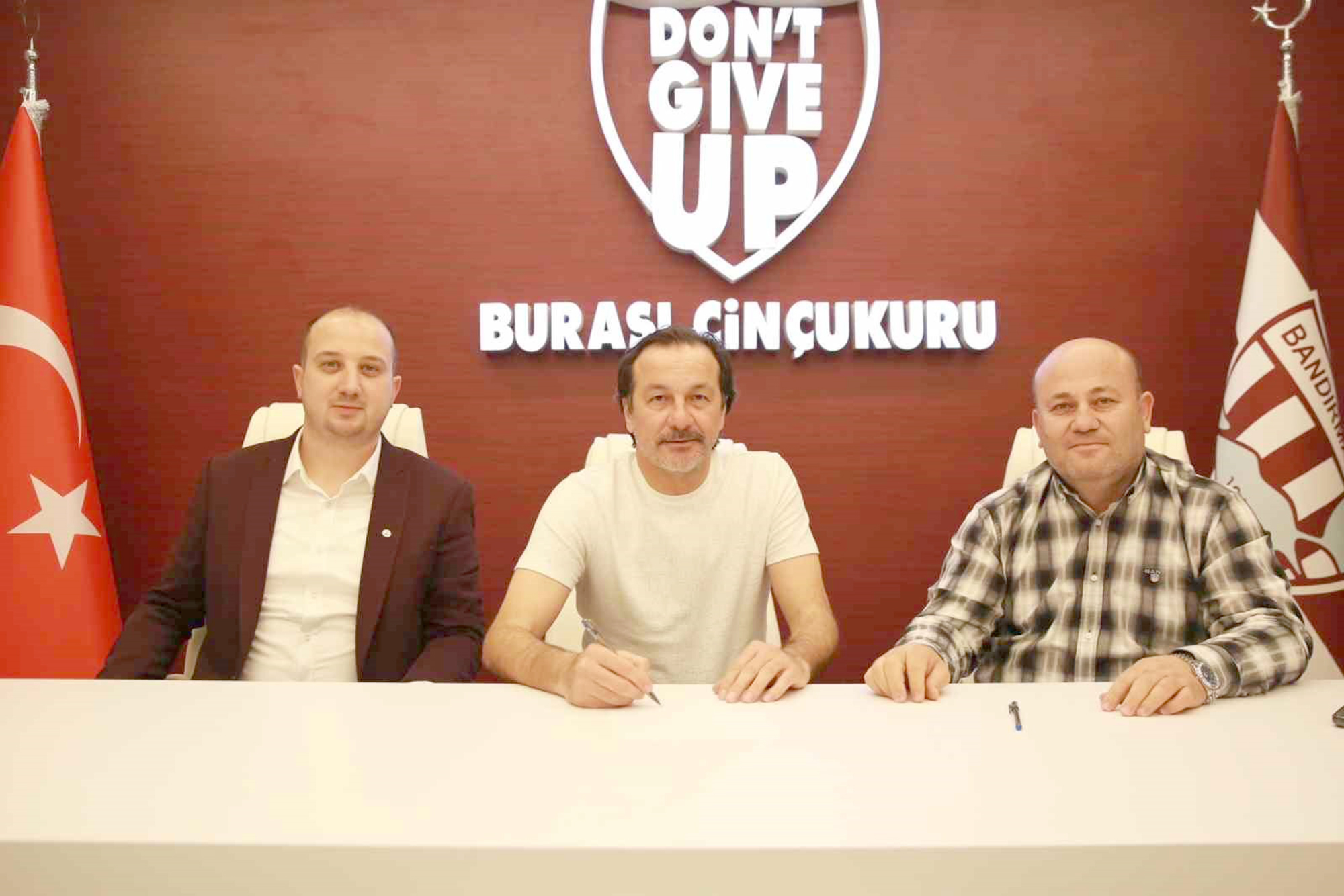 Fransa’nın başkenti Paris’te düzenlenecek 2024 Yaz Olimpiyat Oyunları’nın basketboldaki grupları