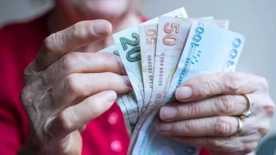 Cumhurbaşkanı Erdoğan: Emeklilerimizin ücretlerinde de çok önemli iyileştirmeler yaptık. Daha