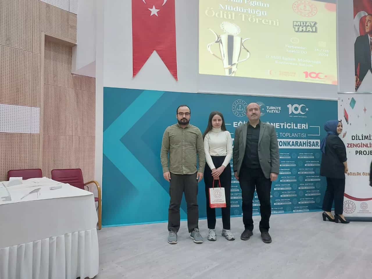 ‘Tübitak 2204-A’ Lise öğrencileri araştırma projeleri yarışmasın da Emirdağ Aziziye