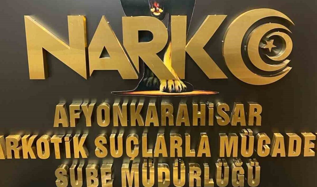 Eskişehir’den, Afyonkarahisar’a satmak için uyuşturucu getiren 3 şahıs polis tarafından