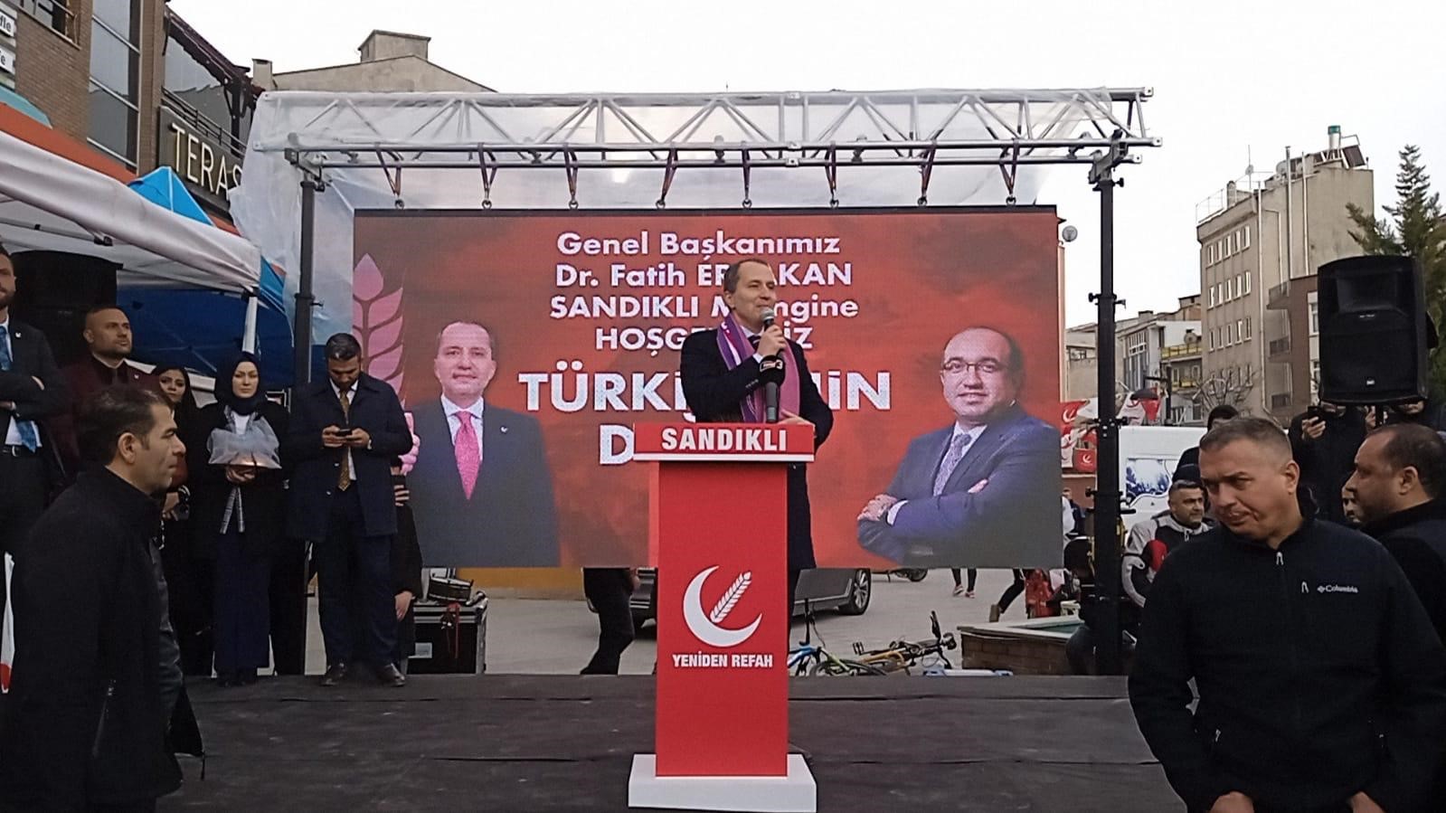Yeniden Refah Partisi Genel Başkanı Fatih Erbakan, Afyonkarahisar’ın Sandıklı ilçesine