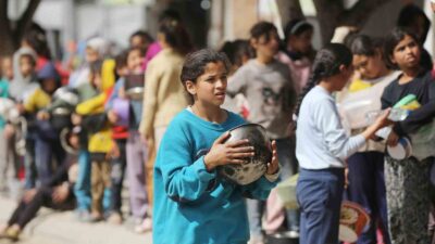 GAZZE’DE YETERSİZ BESLENME NEDENİYLE ÖLENLERİN SAYISI 27’YE YÜKSELDİ