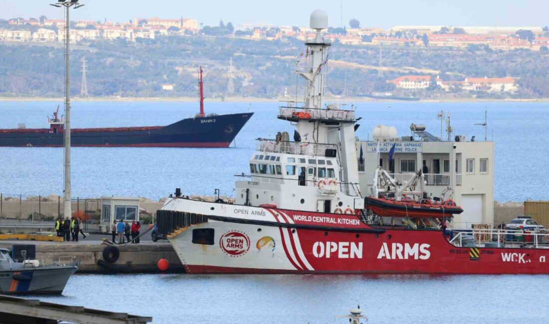 GAZZE’YE 200 TONLUK YARDIM MALZEMESİ GÖTÜREN OPEN ARMS GEMİSİ SABAH