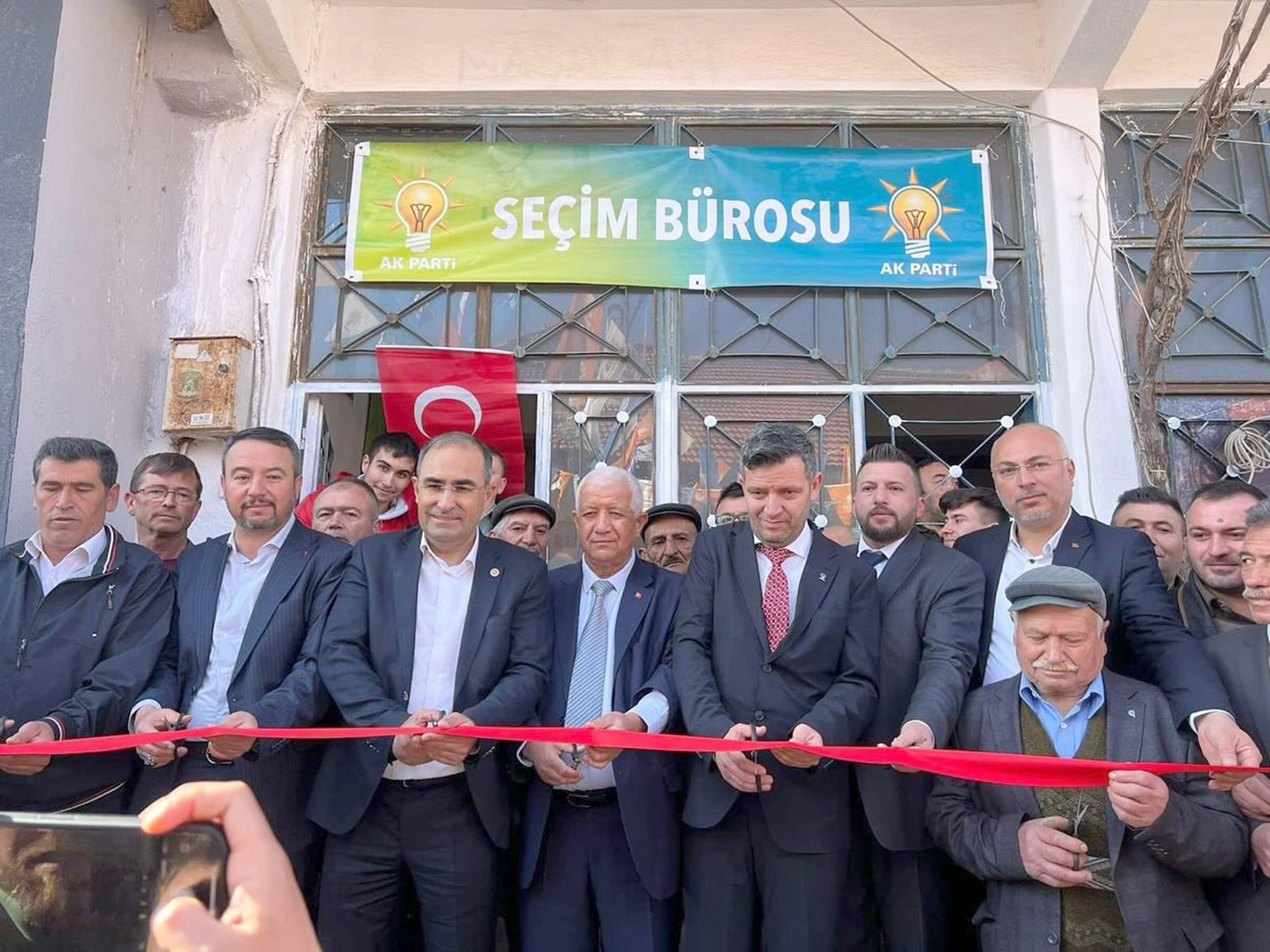 AK Parti Afyonkarahisar İl Başkanı Hüseyin Menteş, “Dün milliyetçilik üzerinden