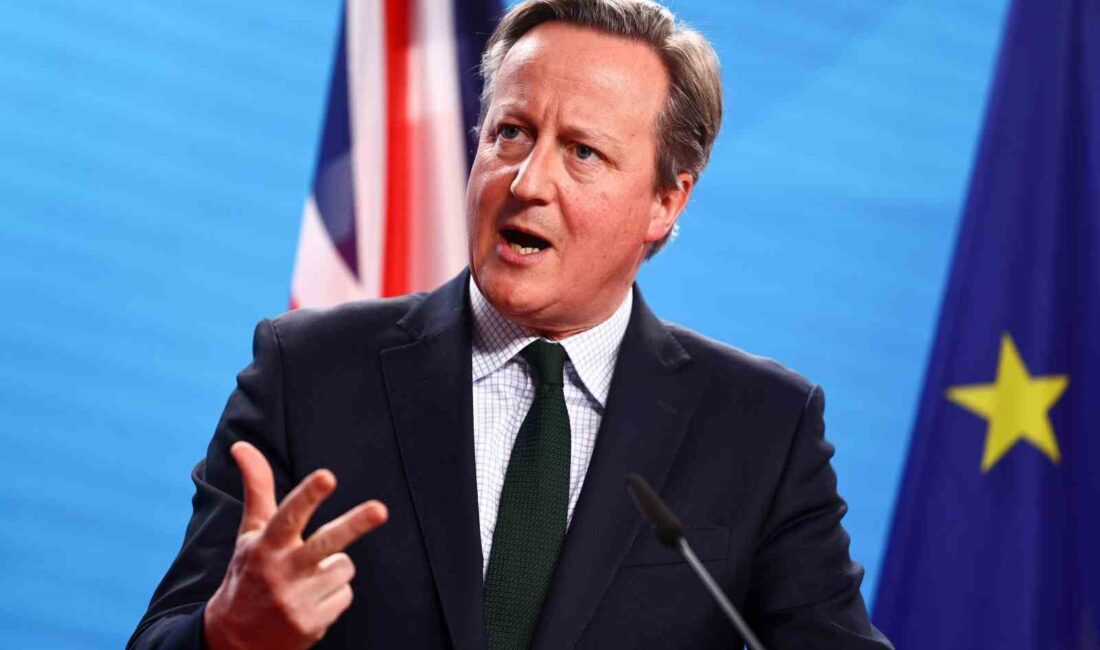 İngiltere Dışişleri Bakanı David Cameron, Güney Kıbrıs Rum Yönetimi üzerinden
