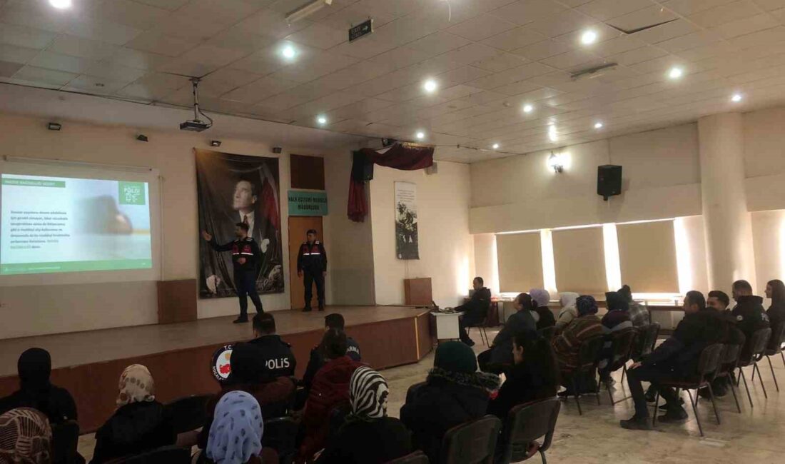 Afyonkarahisar’da jandarma ekipleri tarafından En İyi Narkotik Polisi Anne projesi