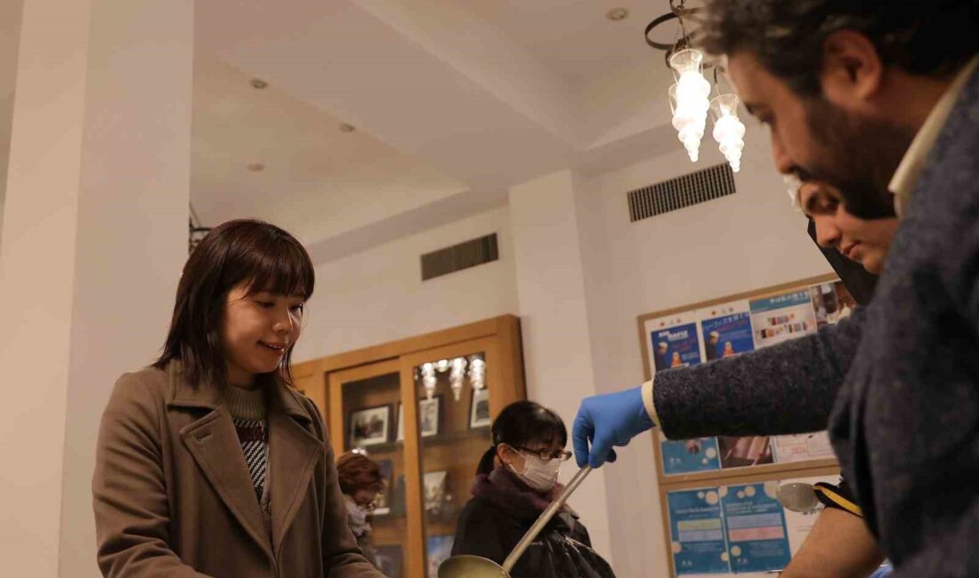 Japonya’nın başkenti Tokyo ve çevresinde yaşayan yüzlerce Müslüman geleneksel iftar