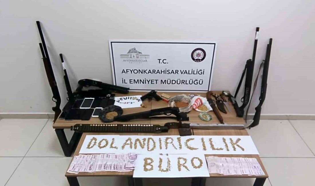 Afyonkarahisar’da sosyal medya üzerinden açtıkları kadın profilleri ile kendilerini çoban