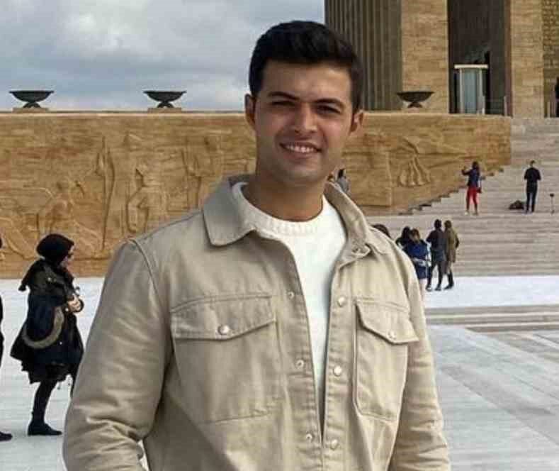 Afyonkarahisar’da tırın çarptığı otomobilde yaralanan 3 polis memurundan biri kaldırıldığı
