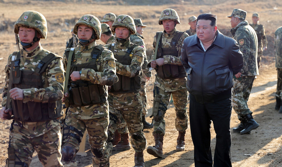 Kuzey Kore Lideri Kim Jong-un, ülkenin batısındaki askeri üsse ziyareti
