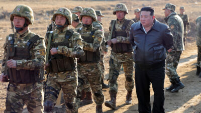 Kuzey Kore Lideri Kim Jong-un, ülkenin batısındaki askeri üsse ziyareti