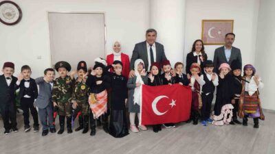 Afyonkarahisar Toki Fatma Aliye Hanım Anaokulu minik öğrencileri Milli Mücadele