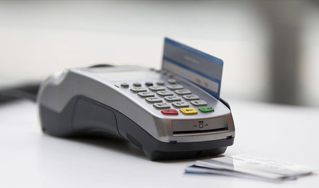   Bankalararası Kart Merkezi (BKM) verilerine göre, kredi kartları, banka