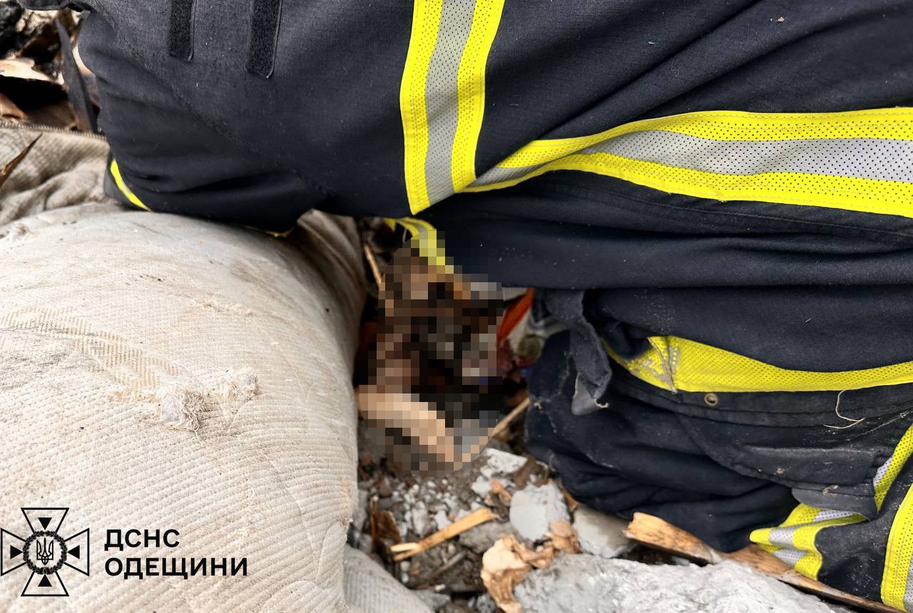 Rusya’nın Ukrayna’nın Odessa kentindeki apartmana düzenlediği saldırıda hayatını kaybedenlerin sayısı