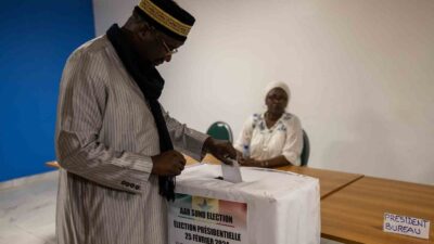 Senegal’de 25 Şubat’ta yapılması planlanan ancak ertelenen devlet başkanlığı seçimlerinin