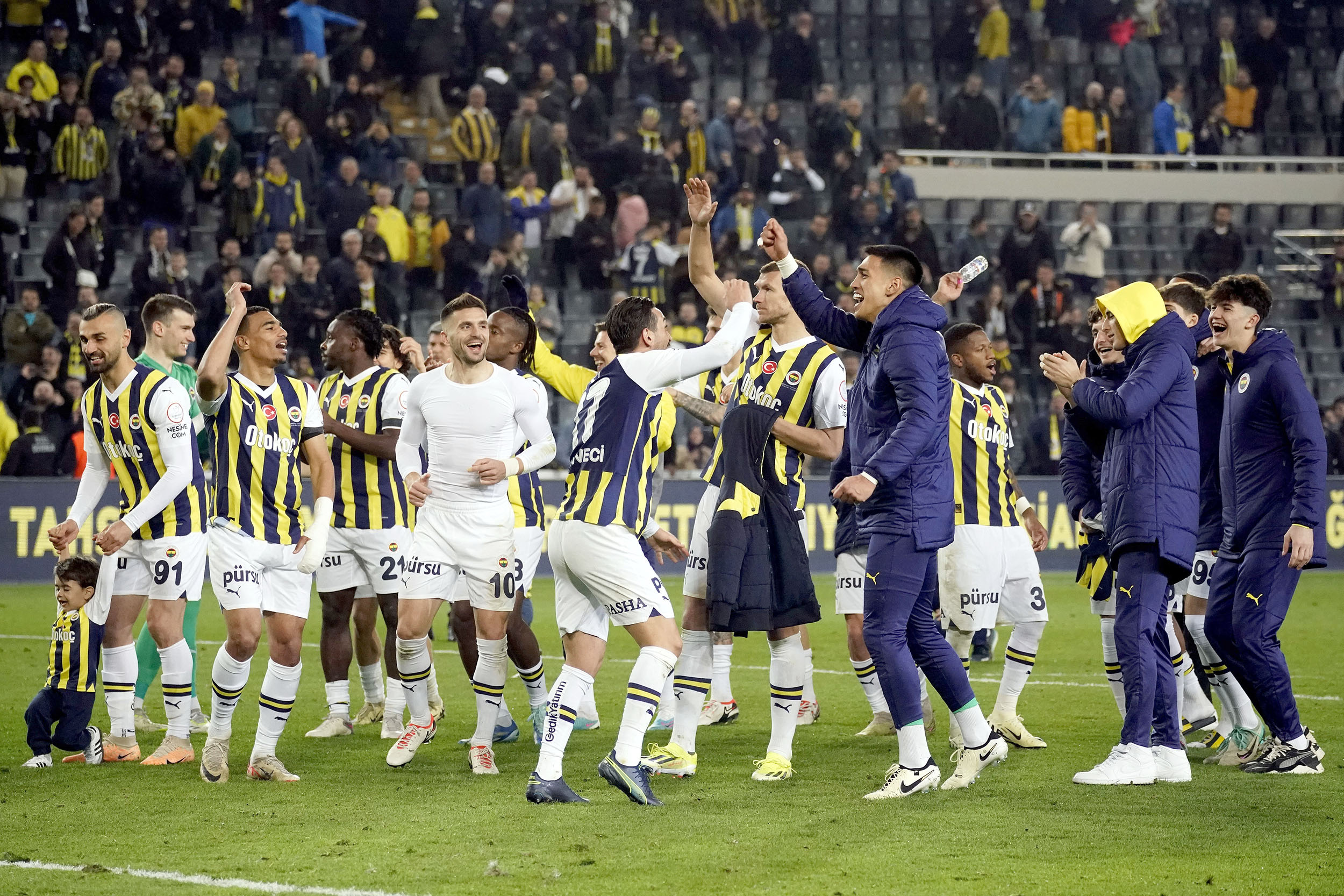 Trendyol Süper Lig’de 30. hafta bugün oynanacak 2 maçla başlayacak.