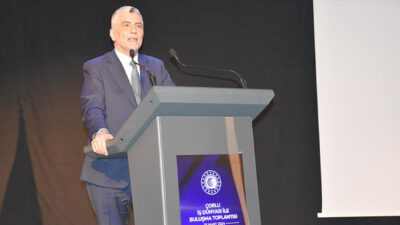 Ticaret Bakanı Ömer Bolat, “Milli gelirimizin 2002’de 230 milyar dolar