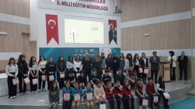 ‘TÜBİTAK 2204-A’ Lise öğrencileri araştırma projeleri yarışmasın da Emirdağ Aziziye