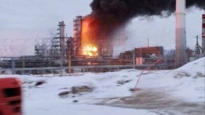 Ukrayna’nın Rusya’ya düzenlediği İHA saldırılarında petrol depolama tesisi ve enerji